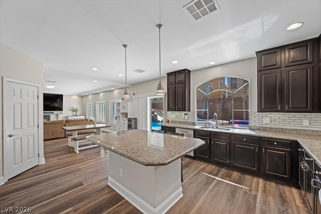 9949 Baystone Street Las Vegas NV 89141