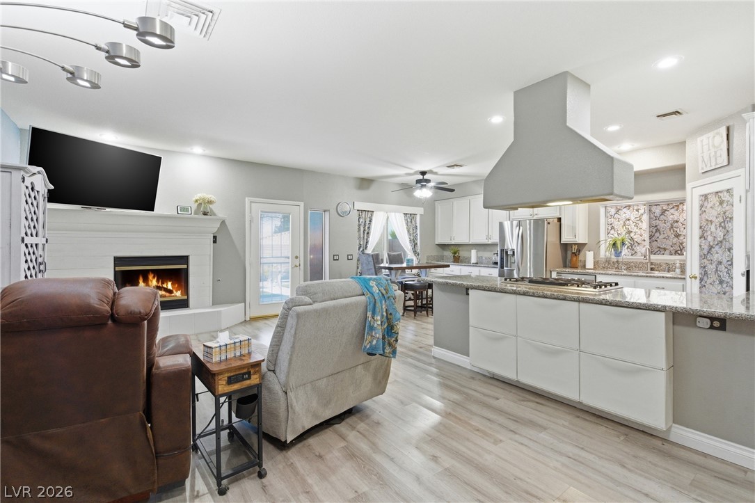 5624 Burdel Street Las Vegas NV 89149