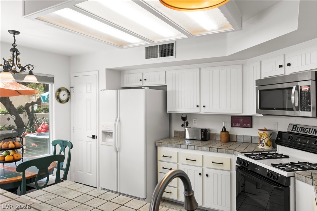 7817 Surfcrest Court Las Vegas NV 89128