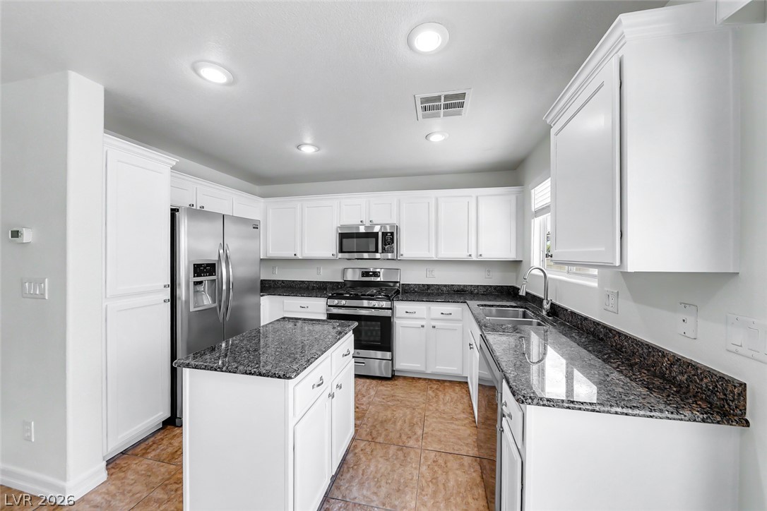 2704 Kona Crest Avenue Henderson NV 89052