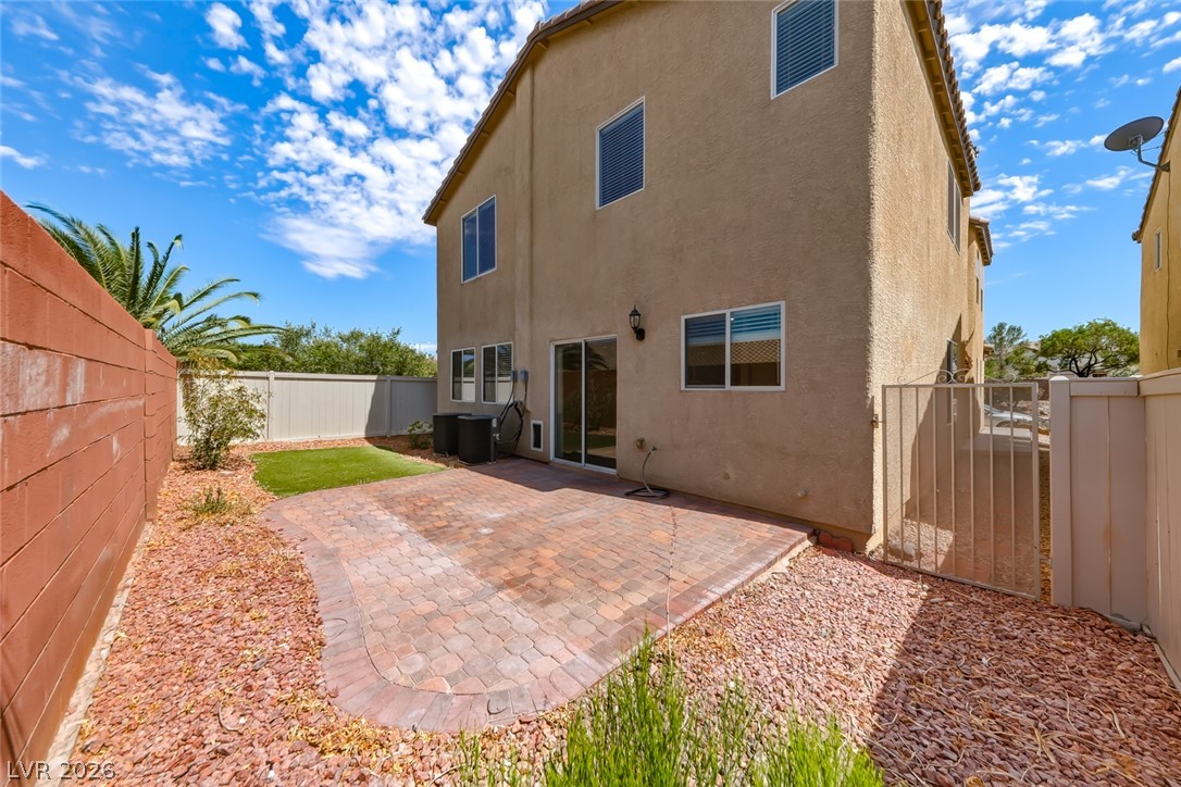 2704 Kona Crest Avenue Henderson NV 89052