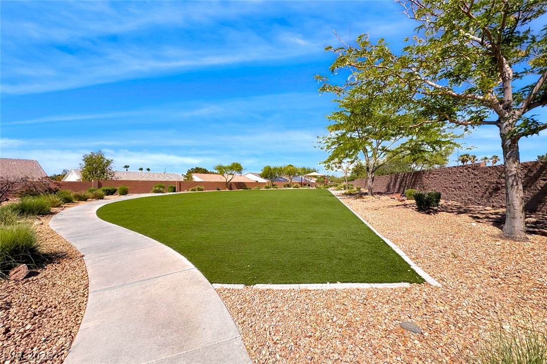 2704 Kona Crest Avenue Henderson NV 89052