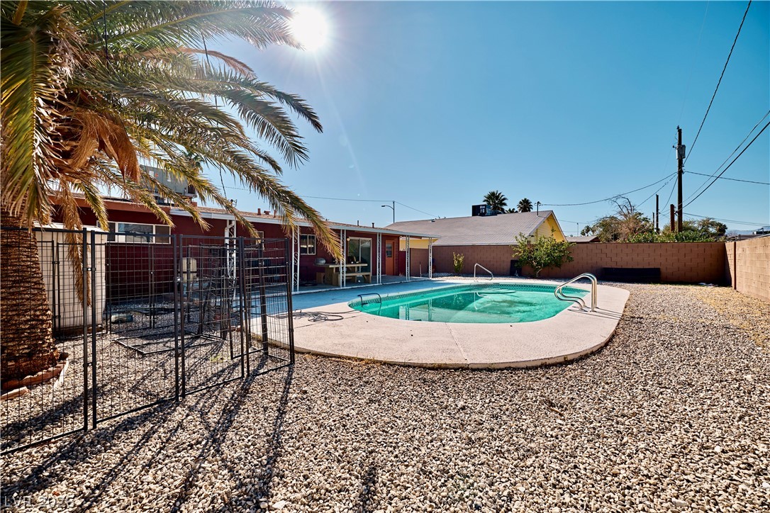 4504 Exposition Avenue Las Vegas NV 89102