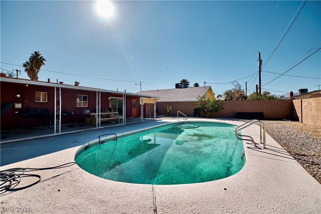 4504 Exposition Avenue Las Vegas NV 89102