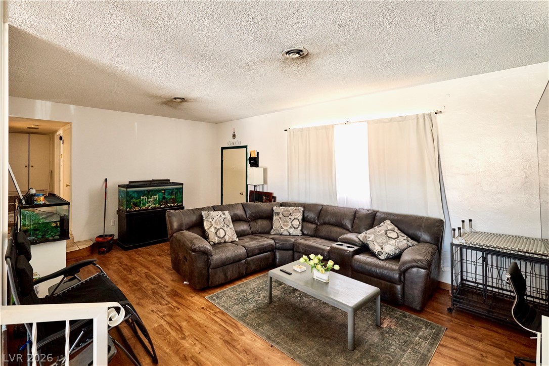 4504 Exposition Avenue Las Vegas NV 89102