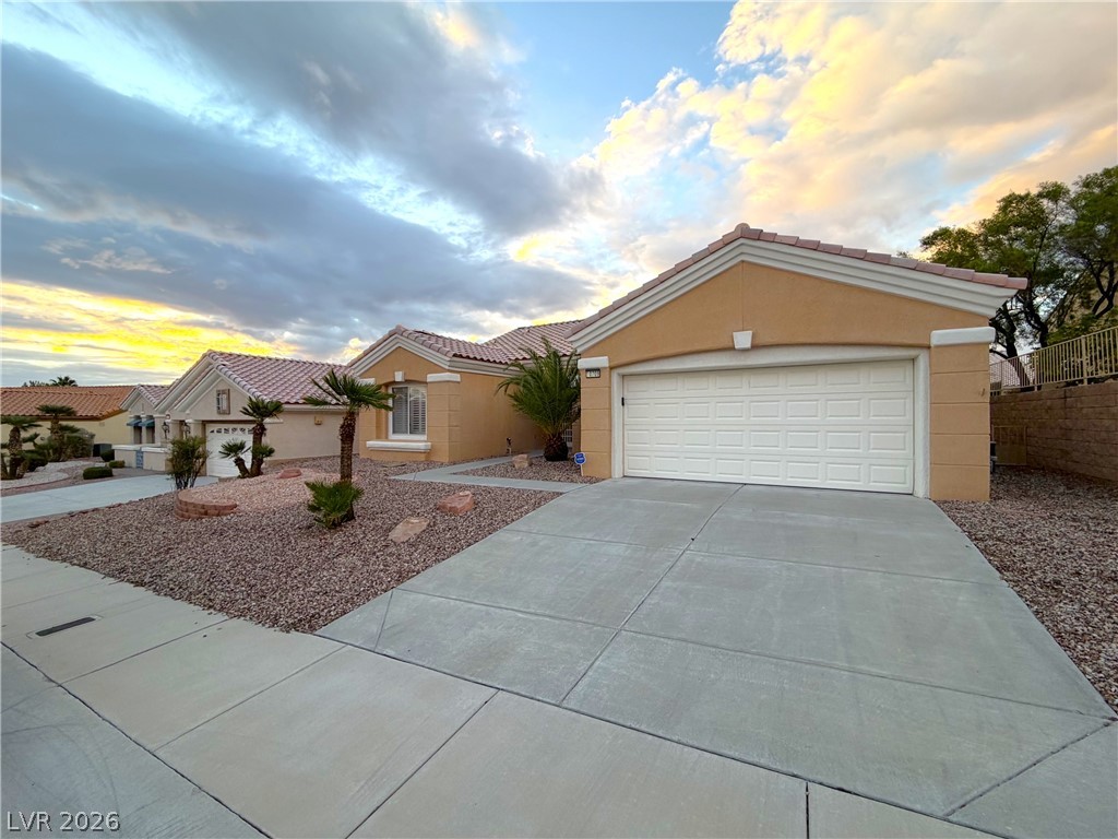 10709 Dover Creek Avenue Las Vegas NV 89134