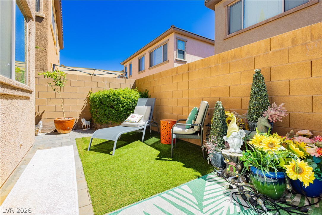 8943 Lanta Island Avenue Las Vegas NV 89148