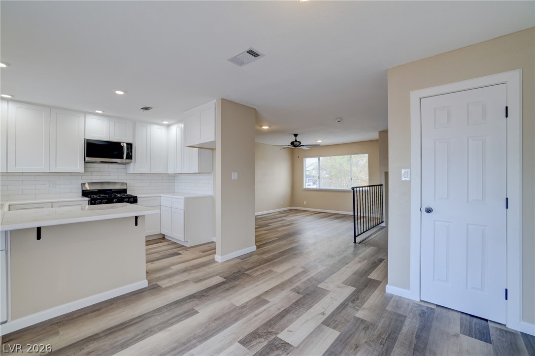 933 Palmhurst Drive Las Vegas NV 89145