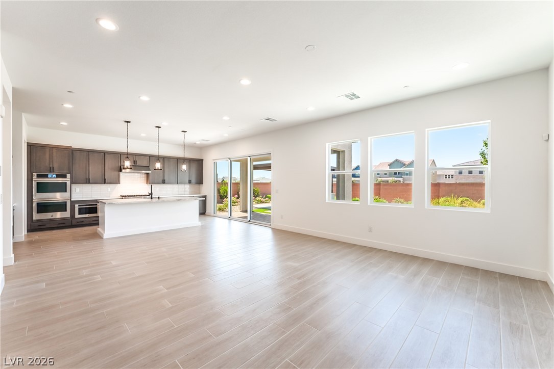 5917 Kings Bluff Avenue Las Vegas NV 89131