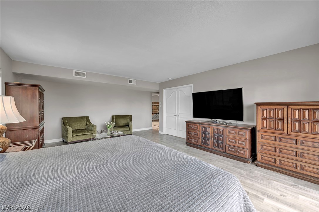 1400 Maria Elena Drive Las Vegas NV 89104
