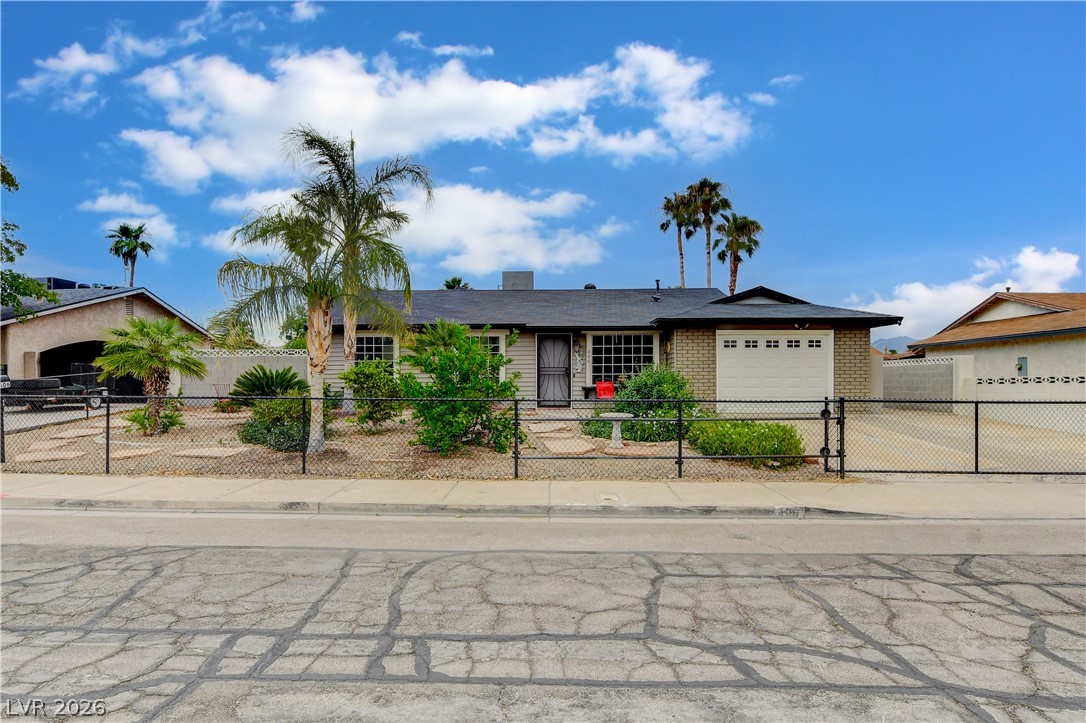 406 Ash Street Henderson NV 89015