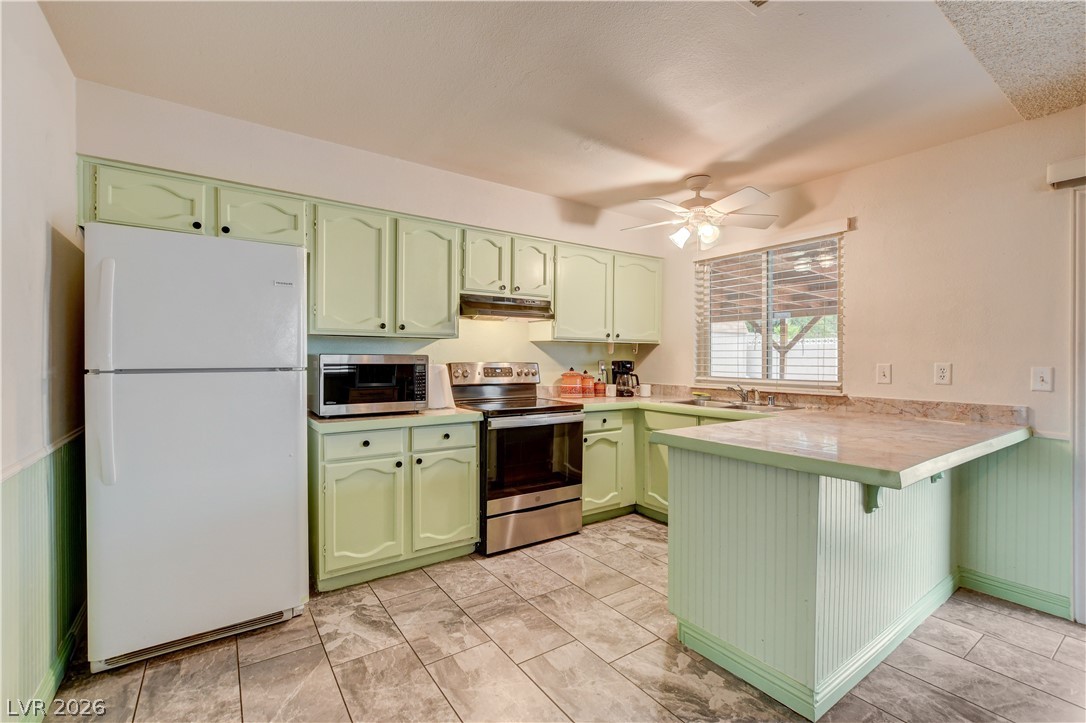 406 Ash Street Henderson NV 89015
