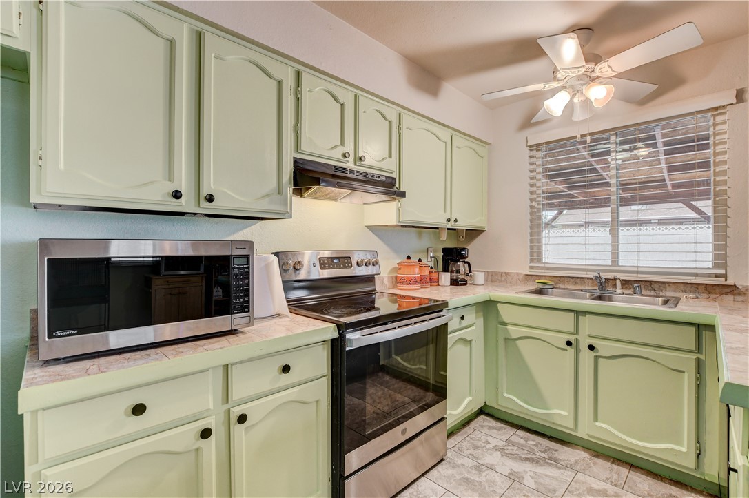 406 Ash Street Henderson NV 89015