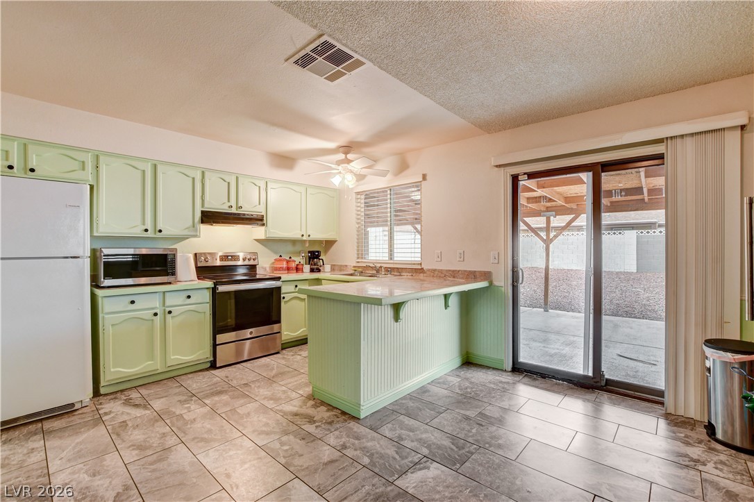 406 Ash Street Henderson NV 89015