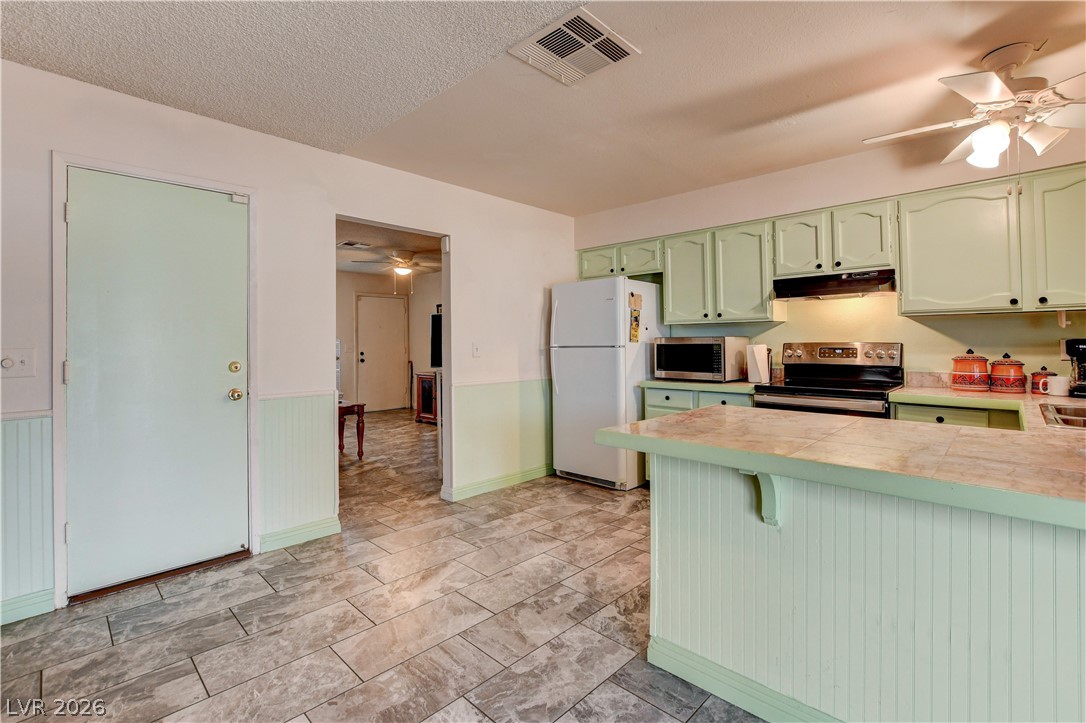 406 Ash Street Henderson NV 89015