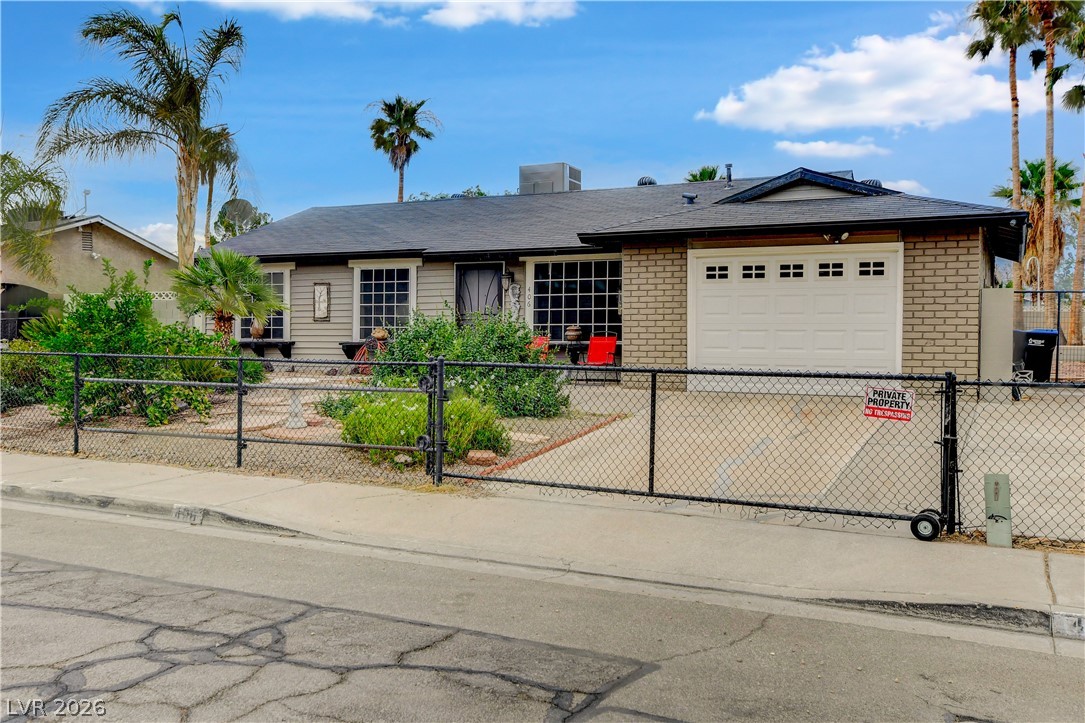 406 Ash Street Henderson NV 89015