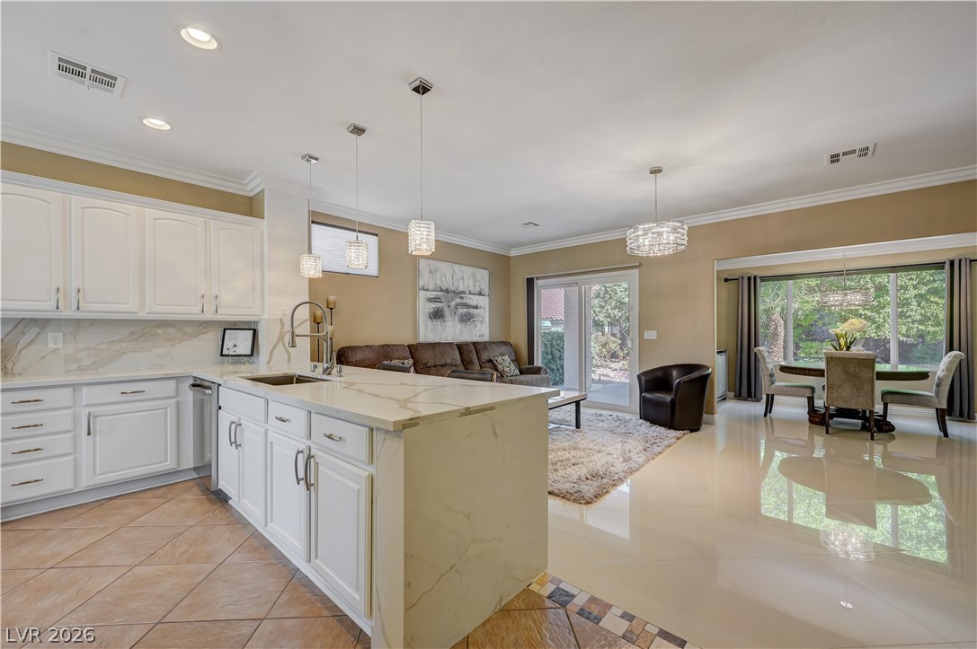 2094 Sawtooth Mountain Drive Henderson NV 89044