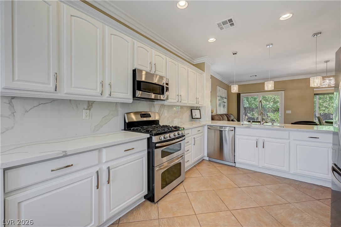 2094 Sawtooth Mountain Drive Henderson NV 89044