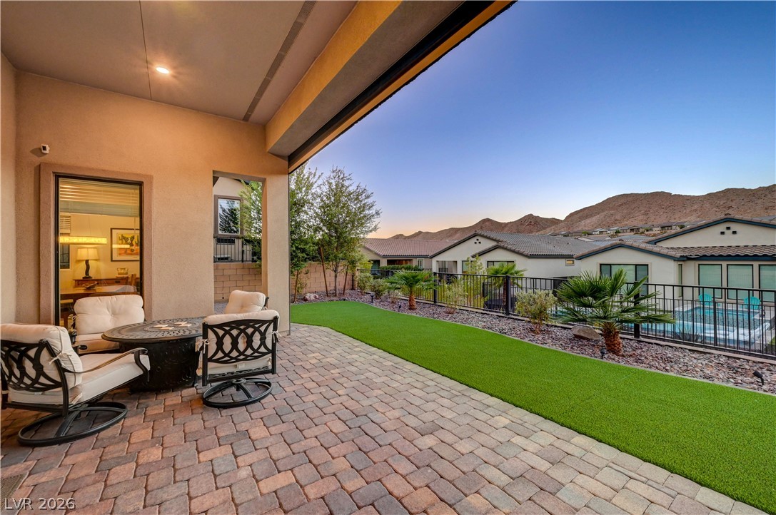 51 Thorn Creek Street Henderson NV 89011