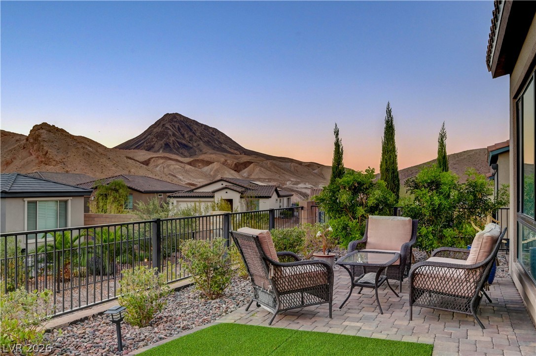 51 Thorn Creek Street Henderson NV 89011
