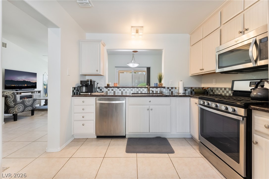 2709 Copper Mesa Drive Las Vegas NV 89134