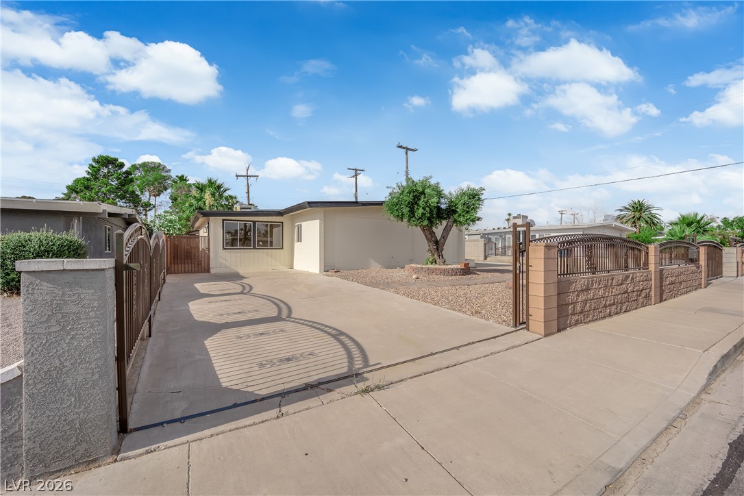 1522 Exley Avenue Las Vegas NV 89104