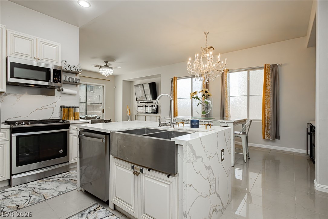 2632 Rainbow Glow Street North Las Vegas NV 89030