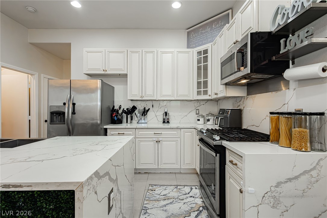 2632 Rainbow Glow Street North Las Vegas NV 89030