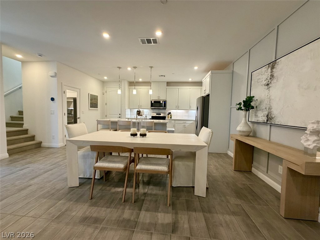 802 Royal Beekman Street Henderson NV 89011