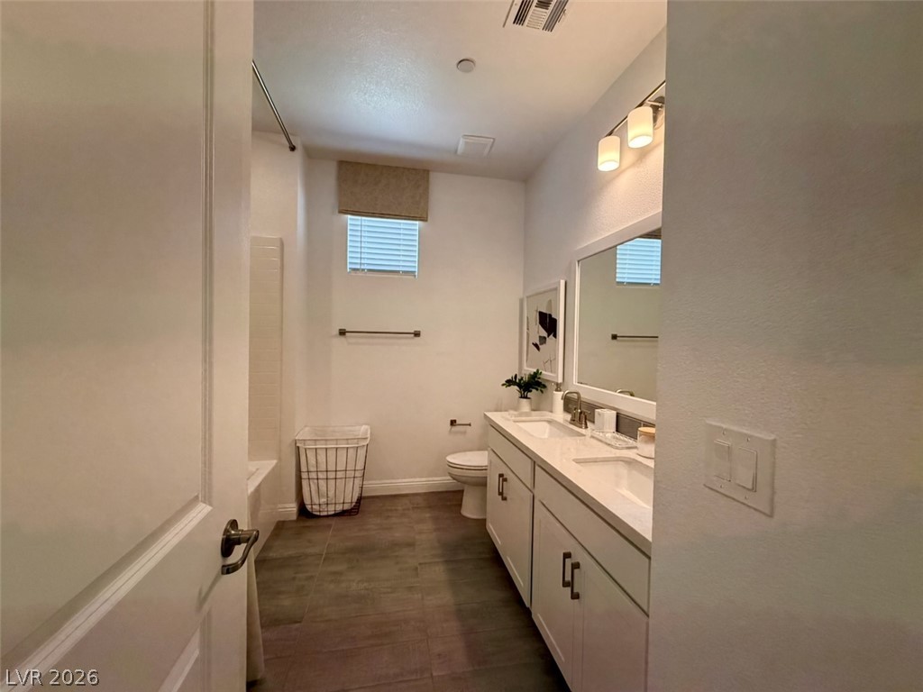802 Royal Beekman Street Henderson NV 89011