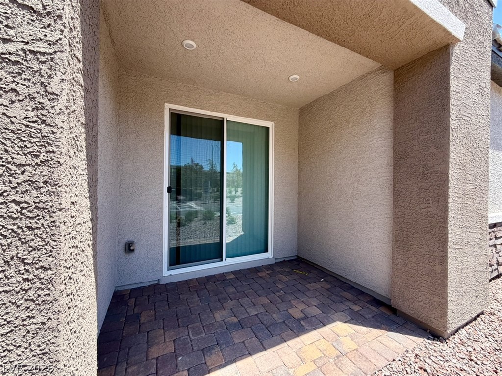 802 Royal Beekman Street Henderson NV 89011