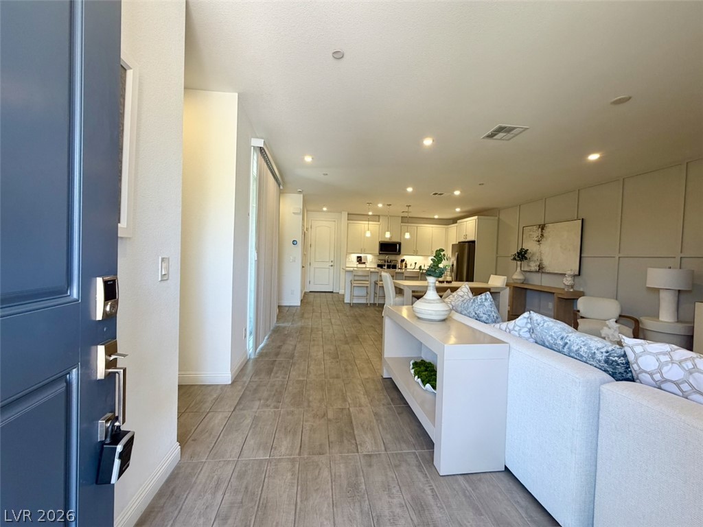 802 Royal Beekman Street Henderson NV 89011