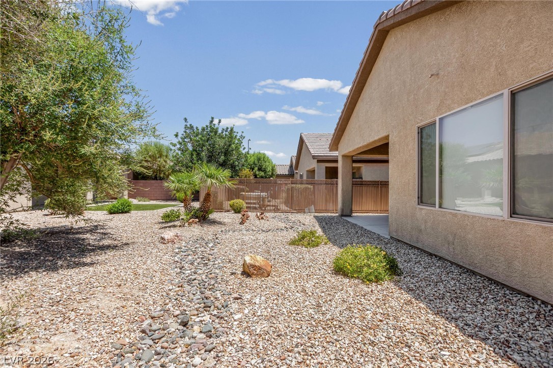 6160 Isola Peak Avenue Las Vegas NV 89122