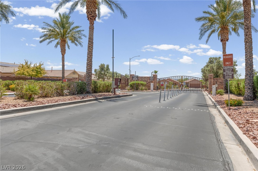 6160 Isola Peak Avenue Las Vegas NV 89122