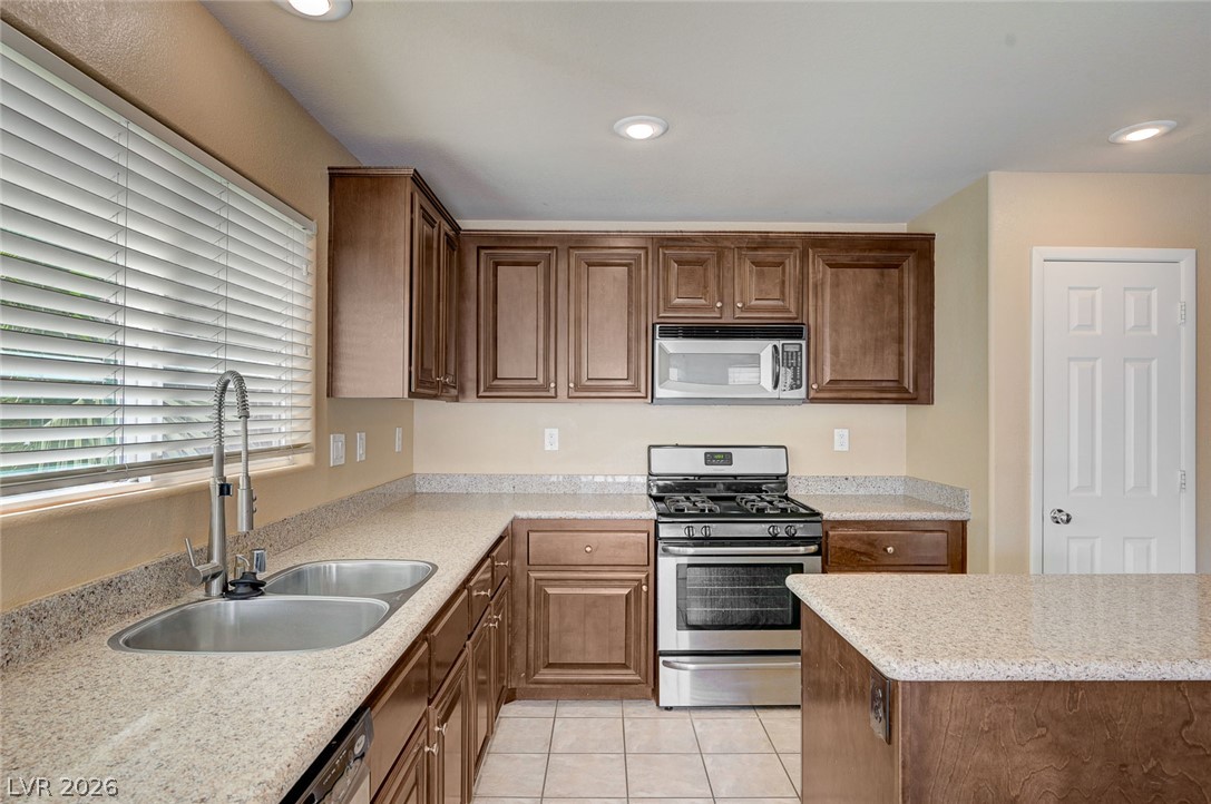 7333 Camden Pine Avenue Las Vegas NV 89129