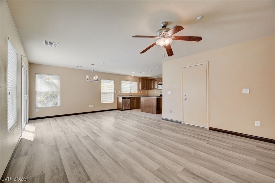7333 Camden Pine Avenue Las Vegas NV 89129