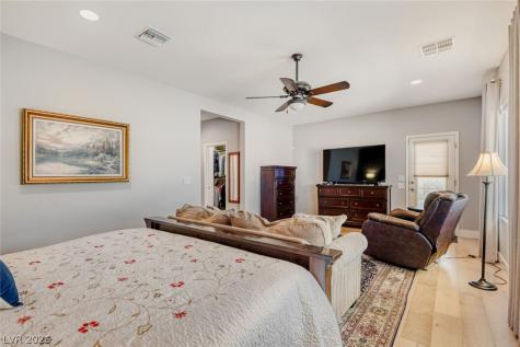2744 Olivia Heights Avenue Henderson NV 89052