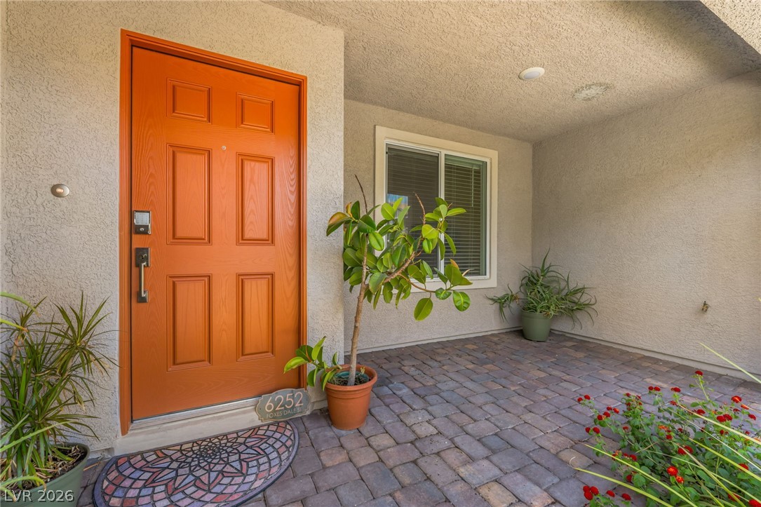 6252 Foxes Dale Street Las Vegas NV 89166