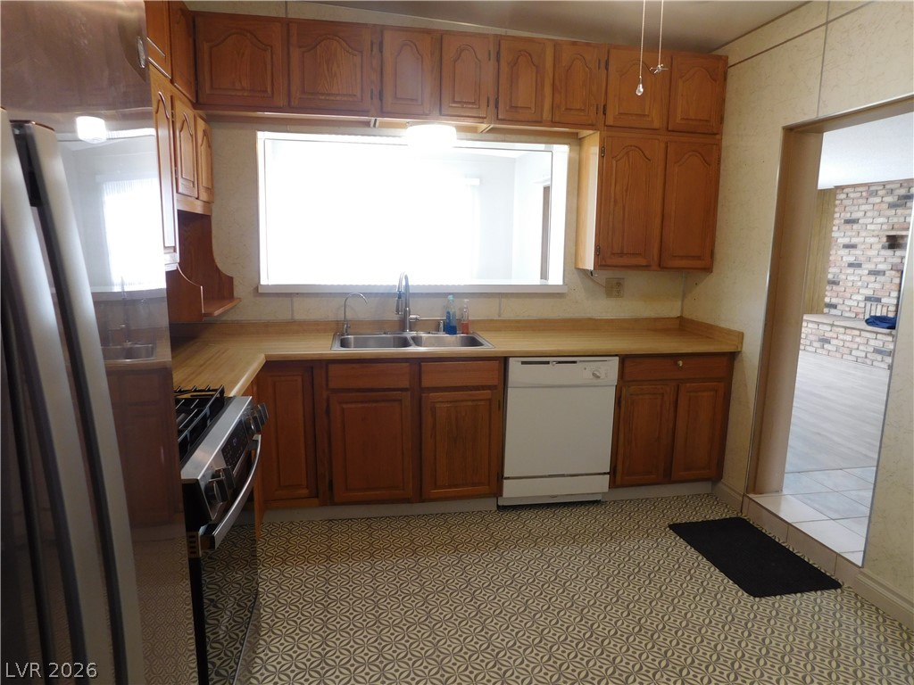 2737 East Taylor Avenue North Las Vegas NV 89030