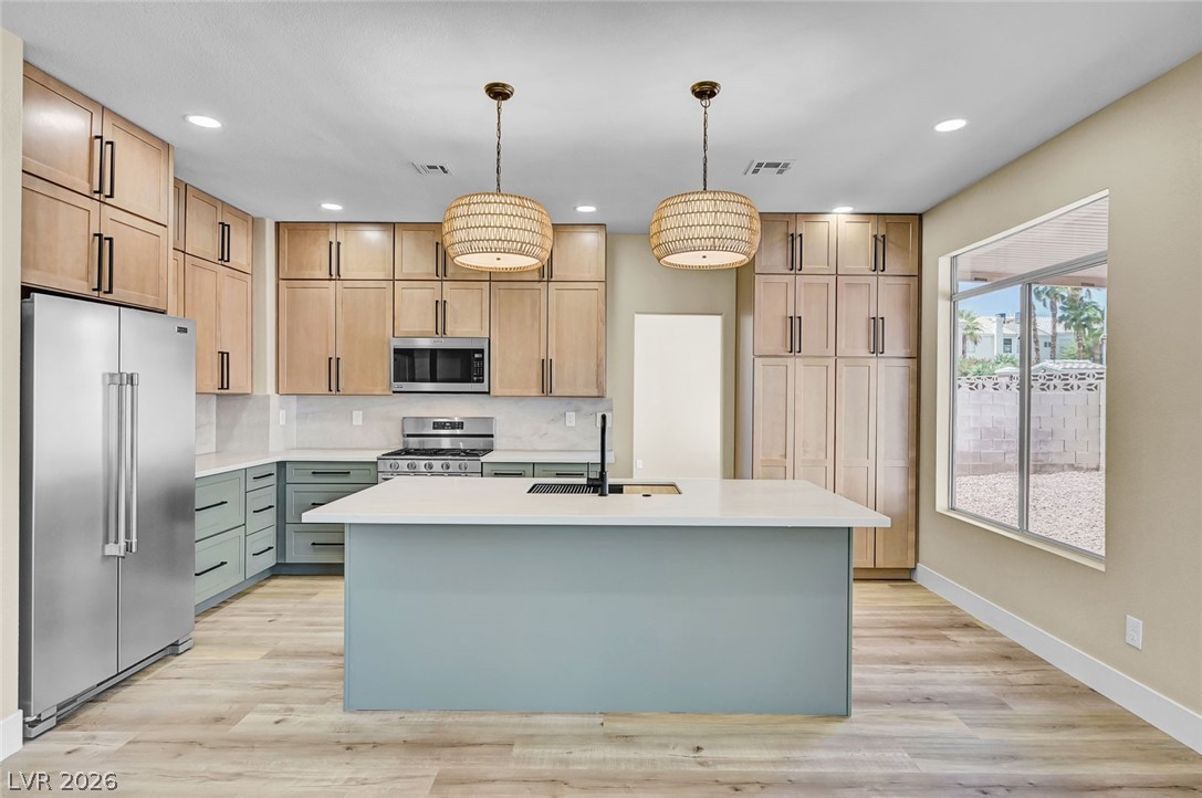 8104 Rio De Janeiro Drive Las Vegas NV 89128
