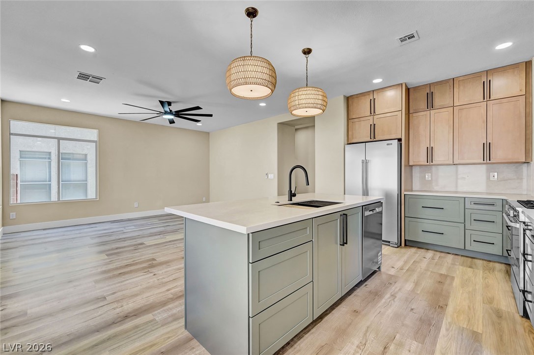 8104 Rio De Janeiro Drive Las Vegas NV 89128