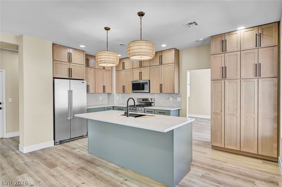 8104 Rio De Janeiro Drive Las Vegas NV 89128