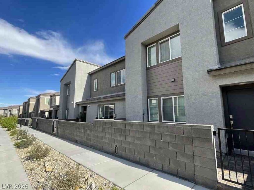 9652 Axel Falls Avenue Las Vegas NV 89143