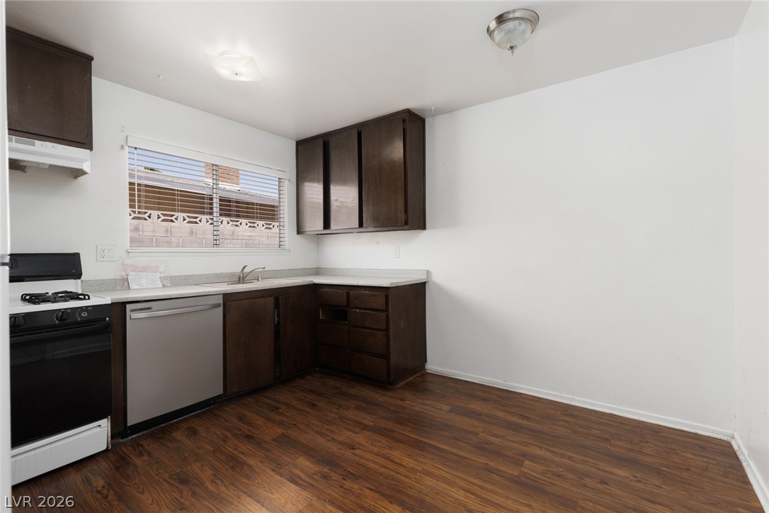 3958 Oakhill Avenue Las Vegas NV 89121