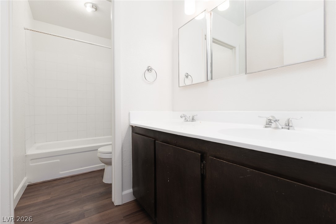3958 Oakhill Avenue Las Vegas NV 89121