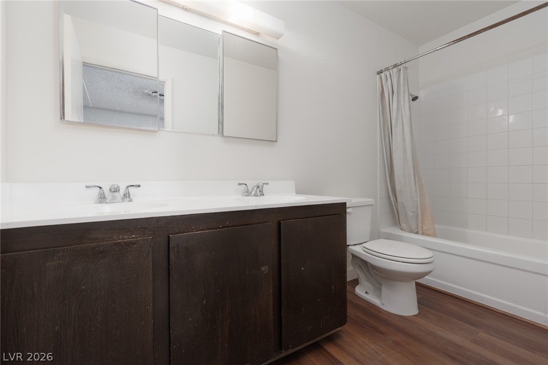 3958 Oakhill Avenue Las Vegas NV 89121