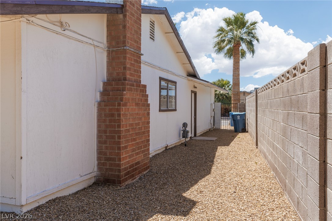 3958 Oakhill Avenue Las Vegas NV 89121