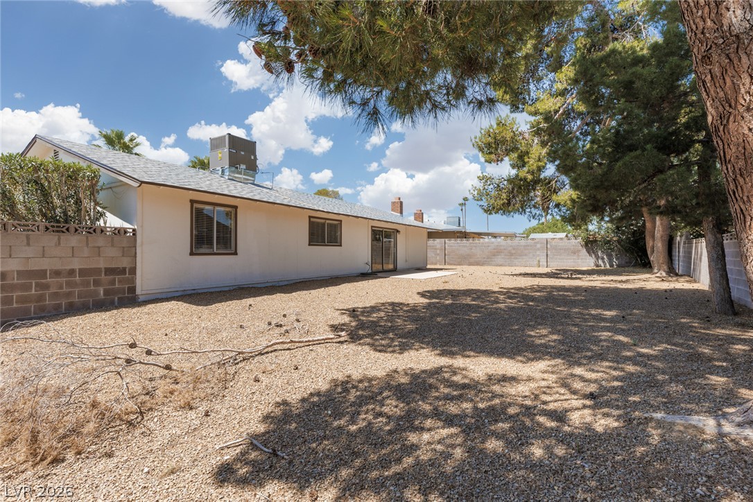 3958 Oakhill Avenue Las Vegas NV 89121