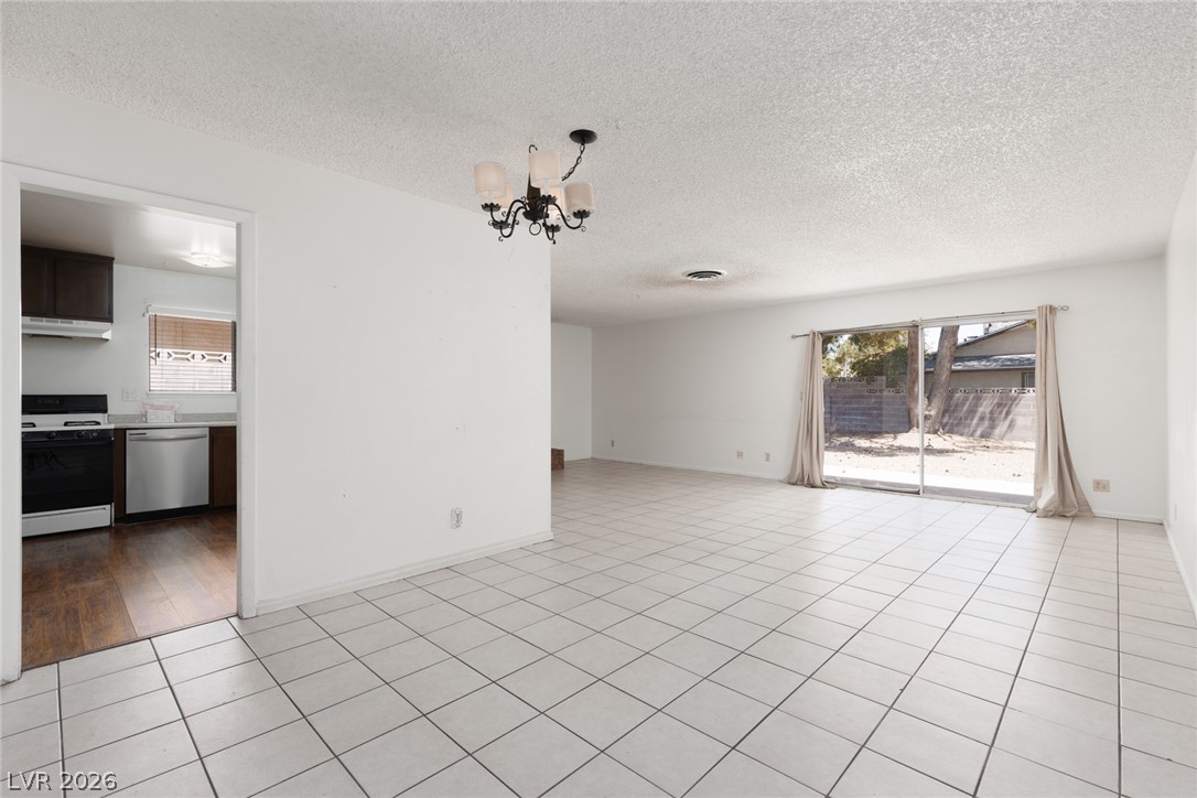 3958 Oakhill Avenue Las Vegas NV 89121