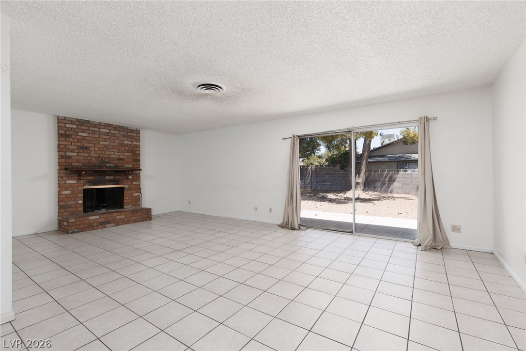 3958 Oakhill Avenue Las Vegas NV 89121